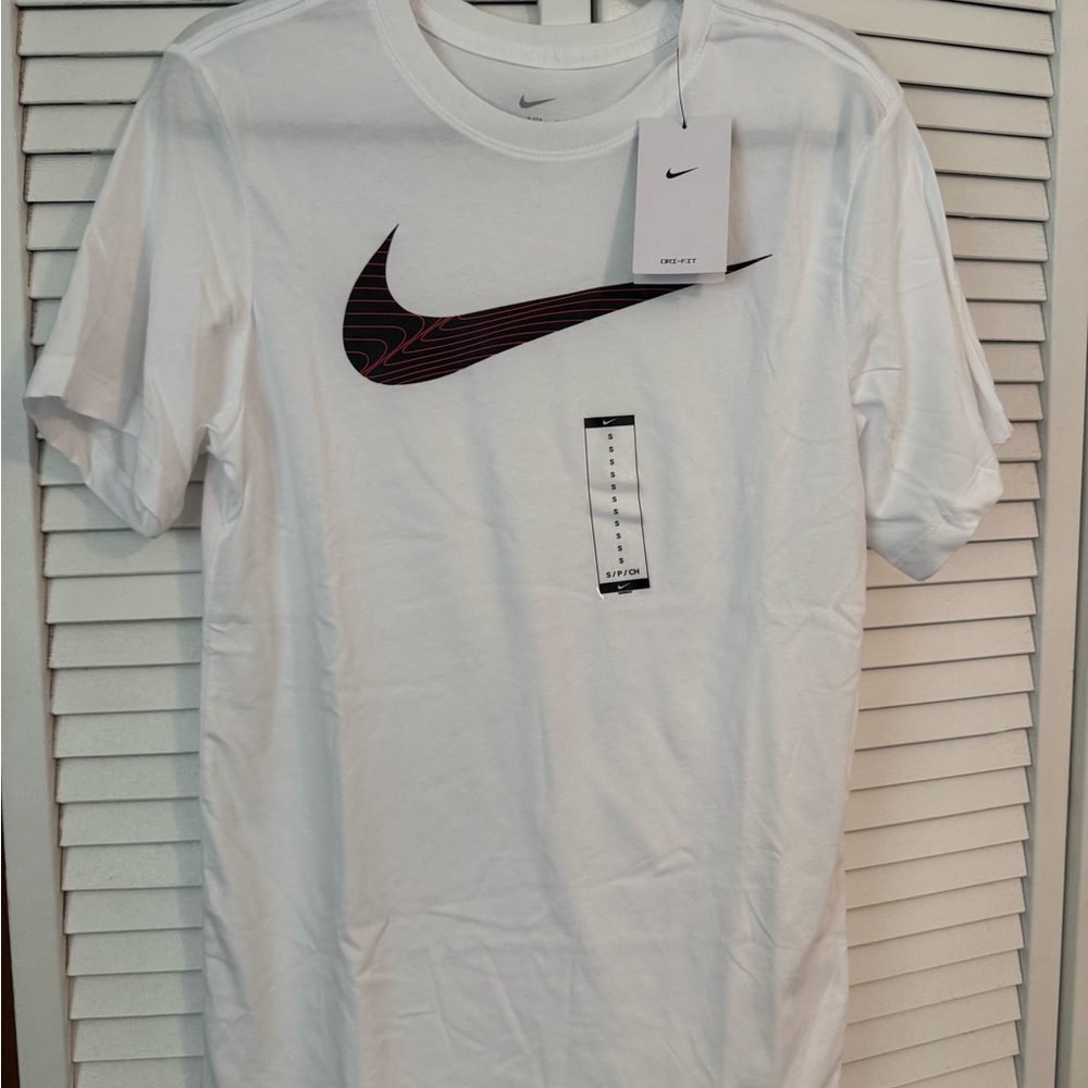 Nike White Short Sleeve T-shirt